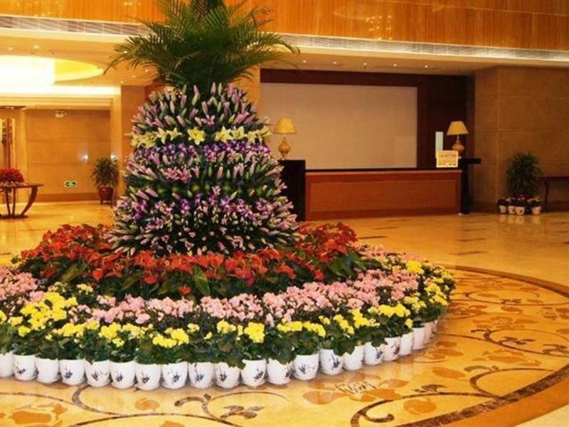 Yue Xiu Hotel Гуанджоу Екстериор снимка