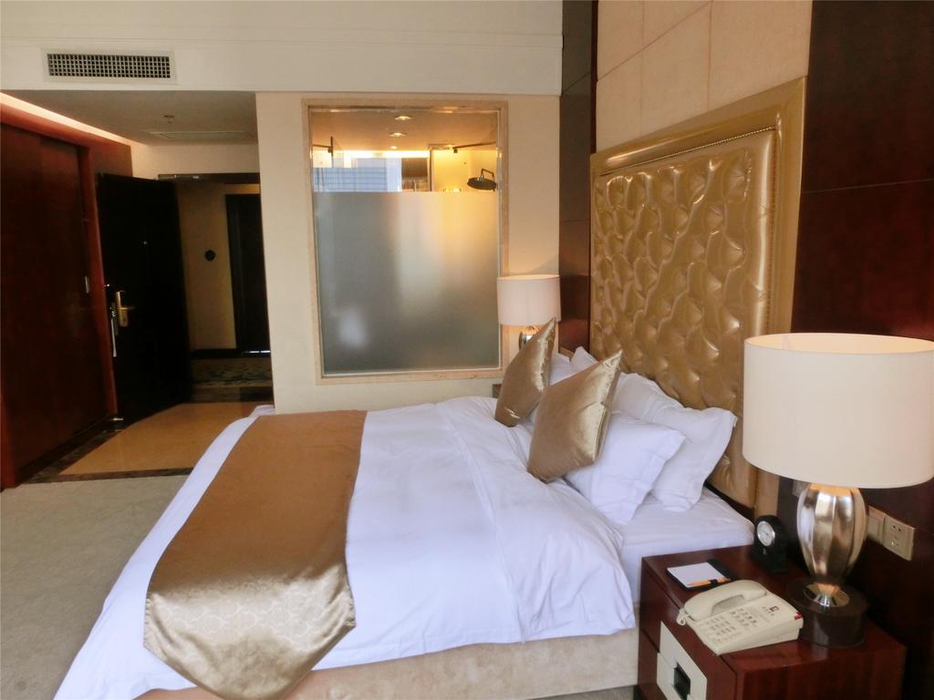 Yue Xiu Hotel Гуанджоу Стая снимка